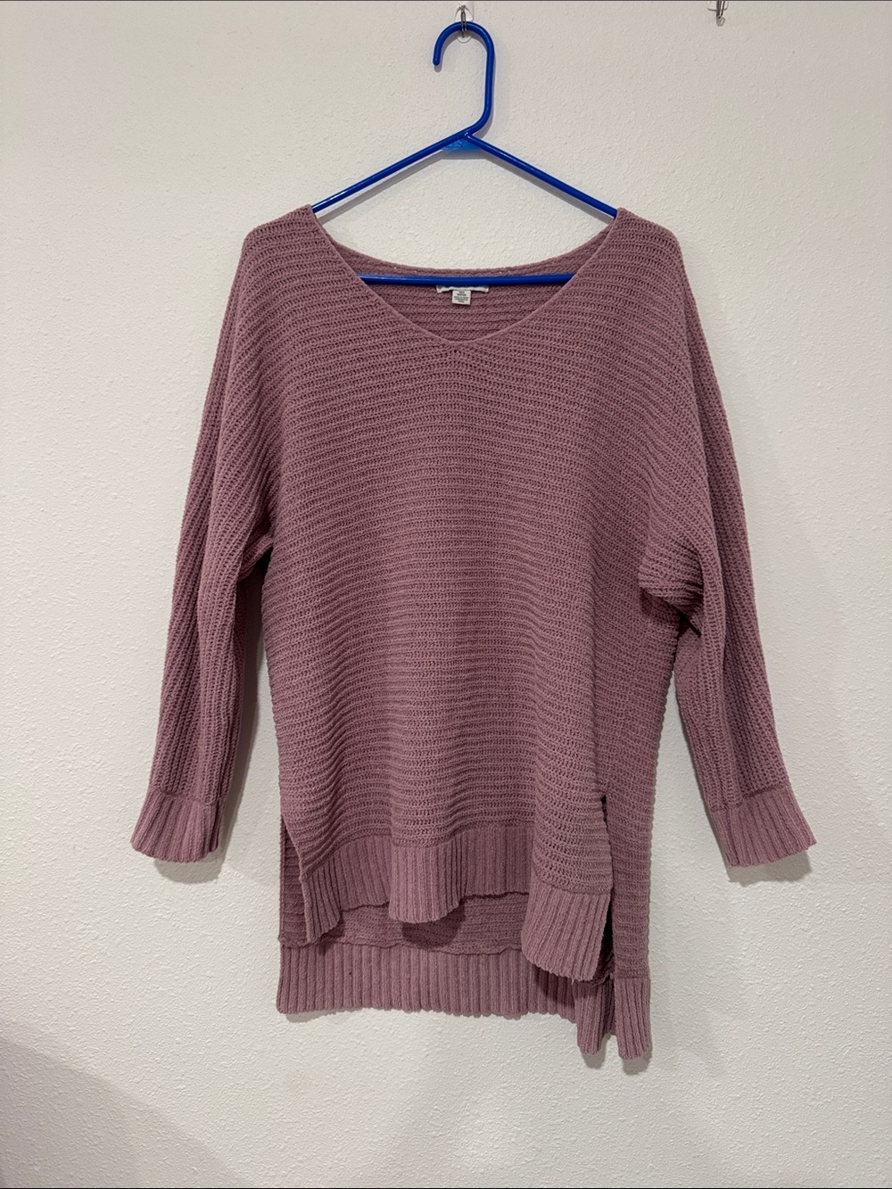 American Eagle Outfitters XS Mauve V-Neck Waffle Knit Oversized Sweater